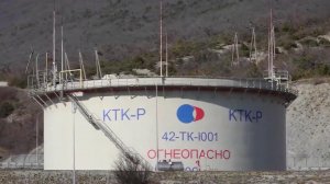 Продлены послабления санкций США на российскую нефть.