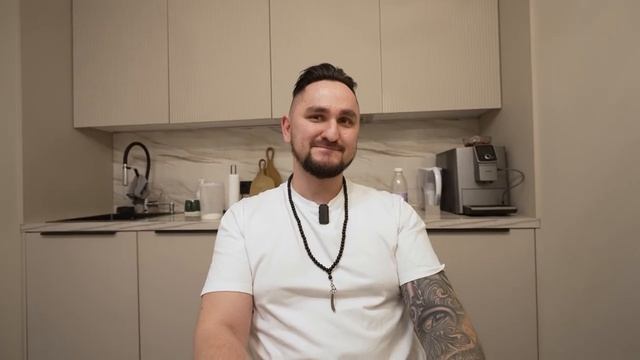 Сталкер на ЗАБРОШКЕ следил за мной! И я знаю кто это! Самое таинственное видео