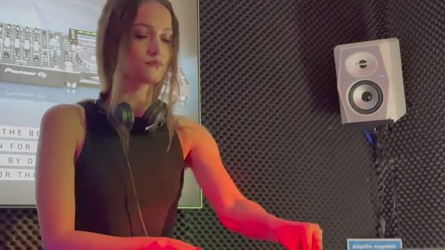 SOFIDIA - LIVE DJ MIX  Melodic House, Progressive House, Indie Dance
