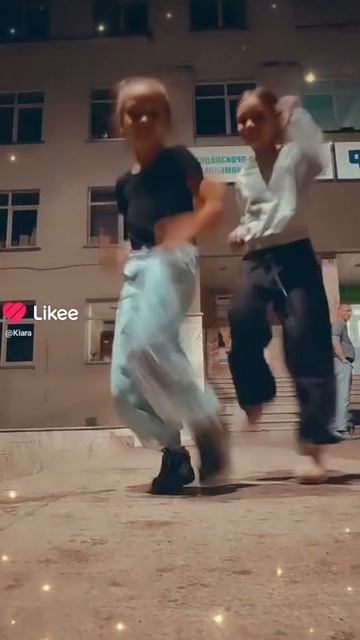 Миа Бойка отдыхает по сравнению с нашим движем