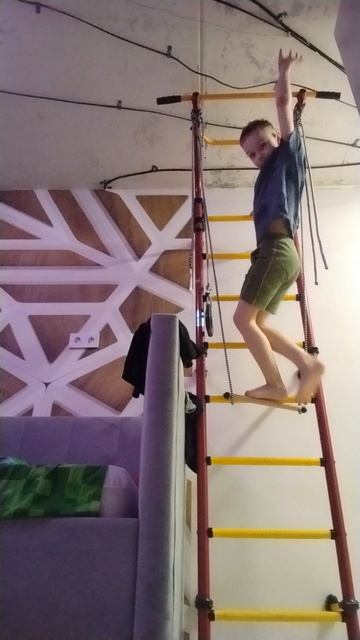 как берется еще 1 захват турника😎