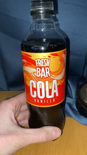 ЯРКИЙ КРАСИВЫЙ ДИЗАЙН ШВЕЙЦАРСКОЙ КОКА КОЛЫ ФРЕШ БАР СО ВКУСОМ ВАНИЛИ!FRRSH BAR COLA VANILLA!COCA