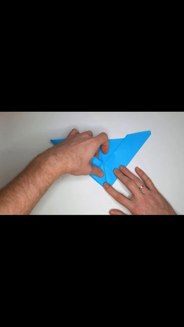 Самый простой и популярный способ сделать самолетик