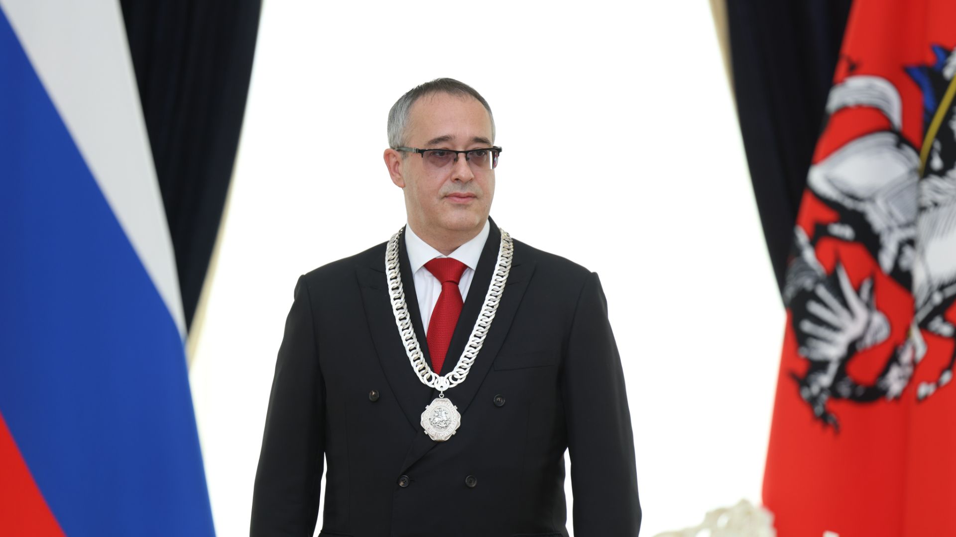 18.04.2026. Алексей Шапошников поздравил молодоженов, расписавшихся в Московской городской Думе