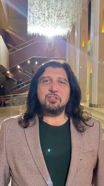 Неожиданно встретил давнюю знакомую, с которой связана моя работа в театре!