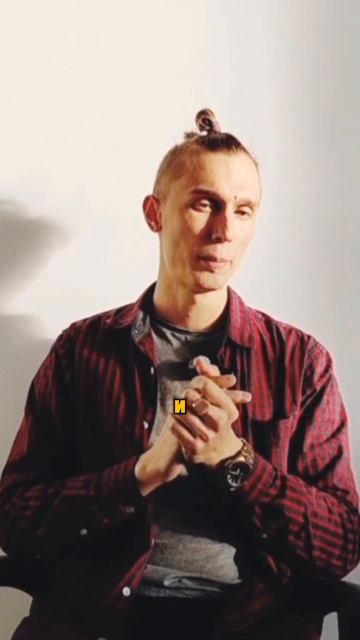 В текущих отношениях лучше не обсуждать прошлые. #ЛёРАНС #ЛевПопов #психолог #эзотерика #отношения