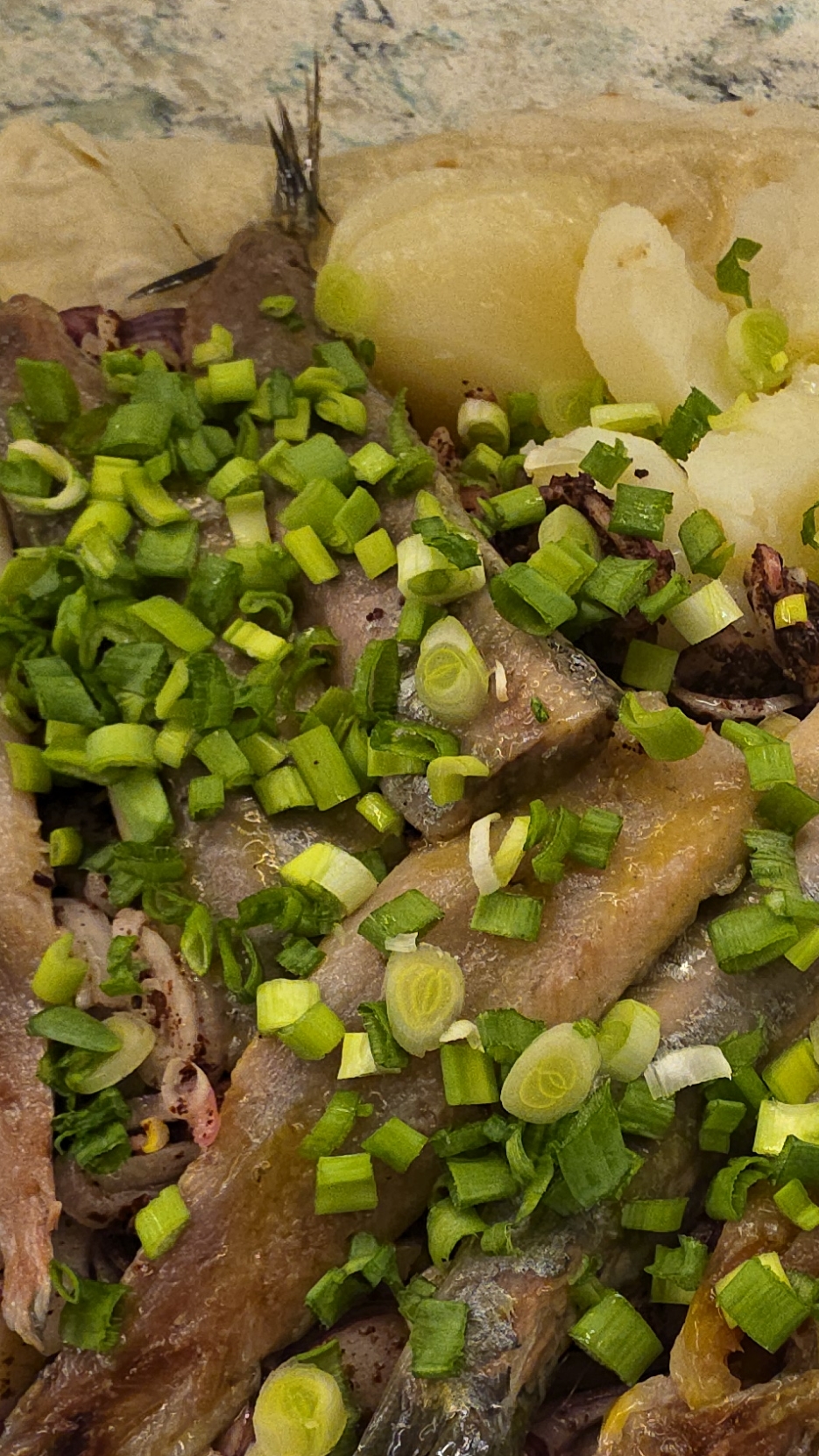 Девственная селедка, как ее подают дома? Секретная миссия из Минска в Москву