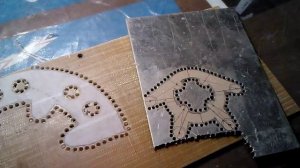 №104 - Высверлил мото- шпангоут и крестовину крепления двигателя.