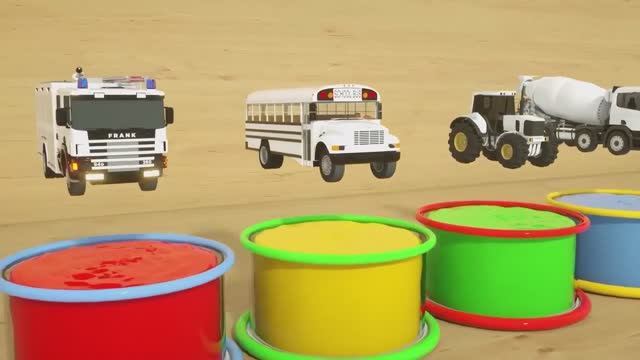 Играем и изучаем в цвета 🚍 Маленькая акула и 🚍 автобус с 🎨 игрушками и горками! и 🚒 Детские стиш