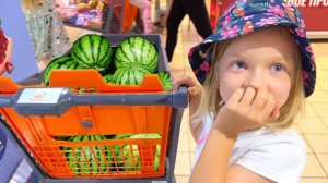 СОФУНЬЯ ШАЛУНЬЯ - УГАДЫВАЮ ЧТО ЛЮБИТ БРАТ.