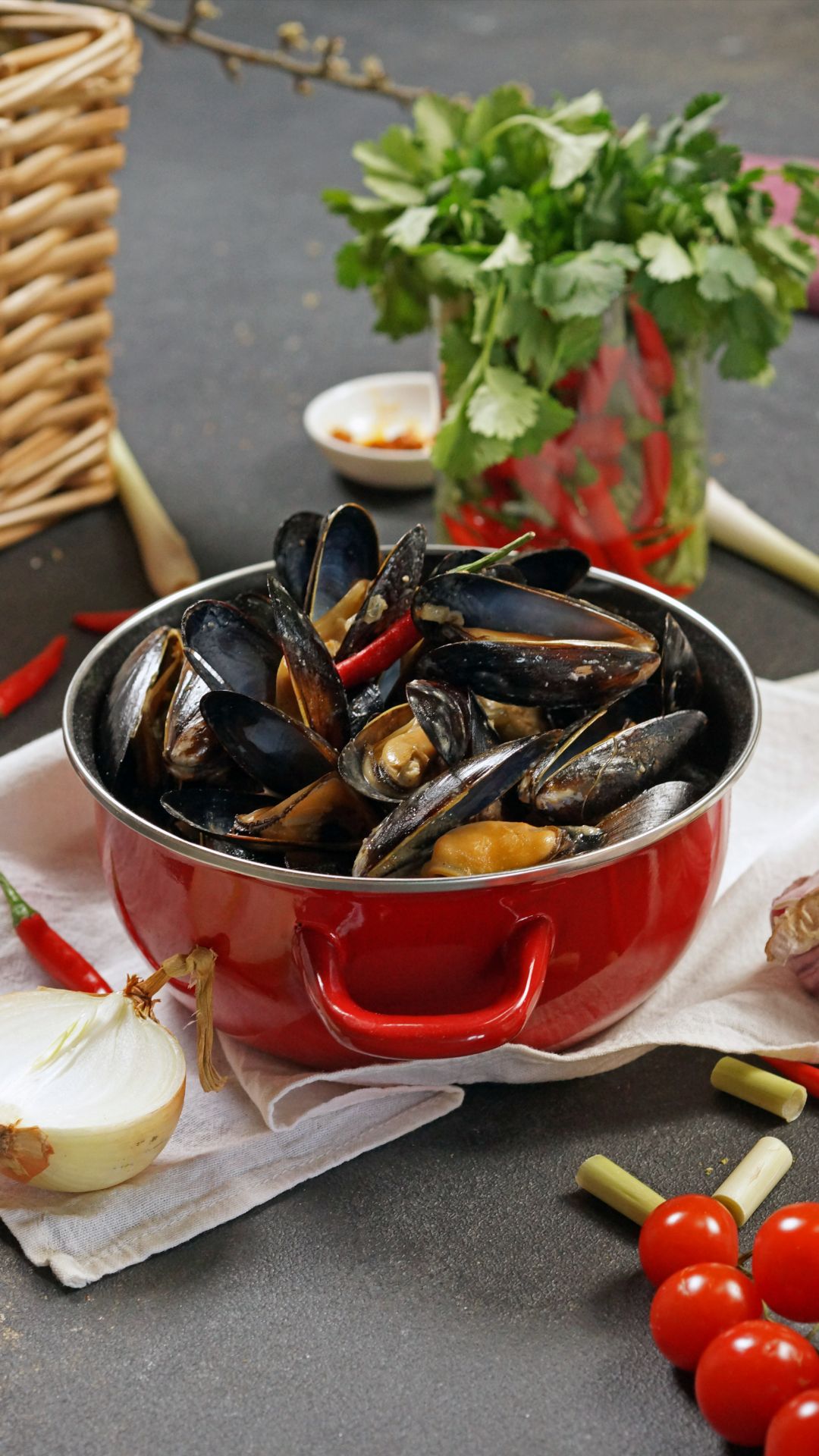 Мидии в соусе Том Ям!
