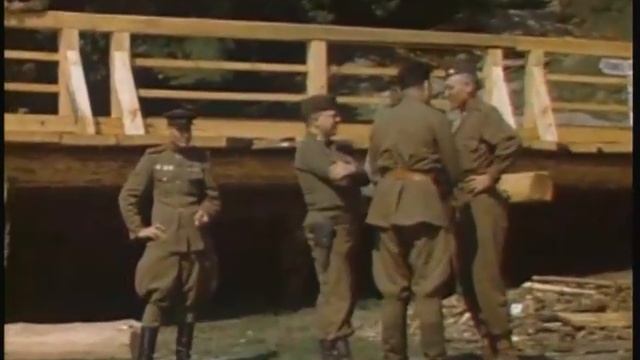 Советские солдаты на Эльбе, май 1945 года.