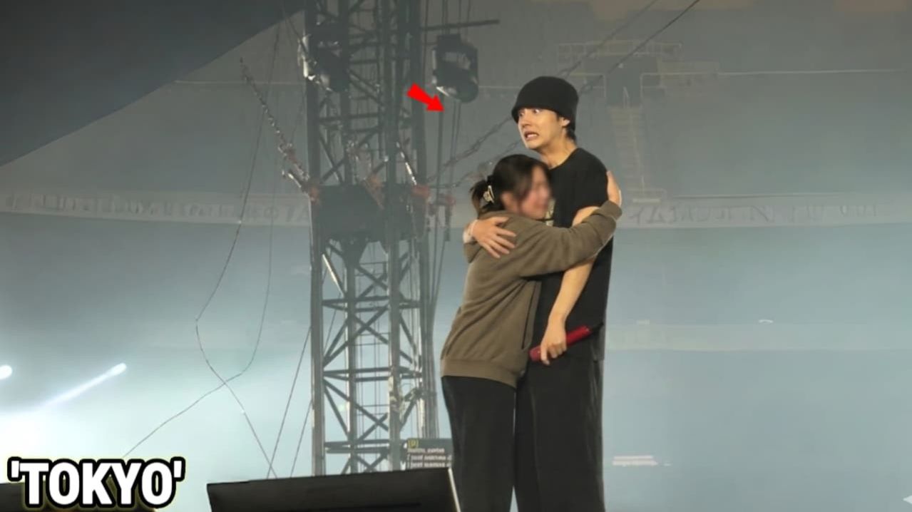 Все арми в ахе! Когда лицо Тэхёна исказилось от испуга из-за этой фанатки!