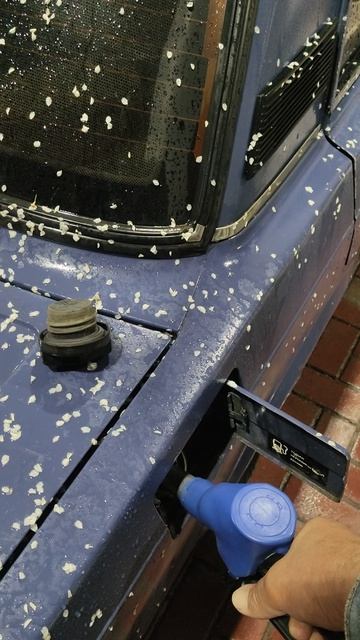 Всегда нужен бензин потому что без бензина Добромобиль не может ездить.