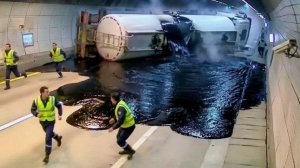 Самые нелепые ошибки рабочих снятые на камеру.