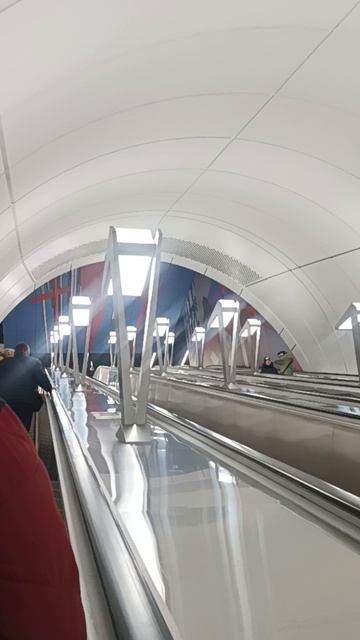 Станция метро Путиловская. Петербург