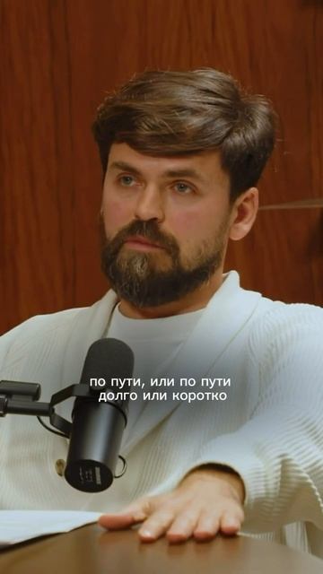 Девушка всё знает!