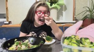 МУКБАНГ РАСТИТЕЛЬНЫЙ ПРО ДЕВУШКУ ИЗ ПОЕЗДА