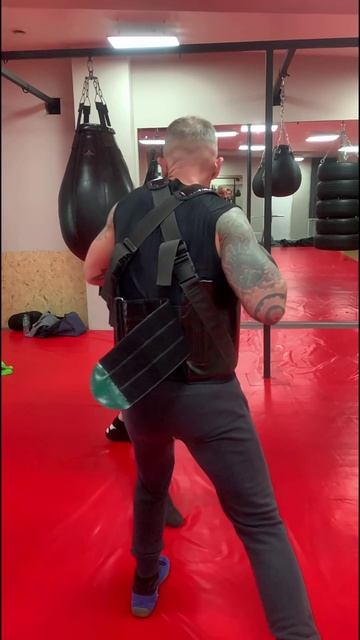 👀Жизнь коротка, улыбайся пока у тебя есть зубы.