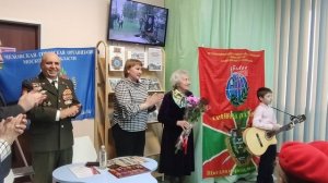 Мы желаем счастья вам
