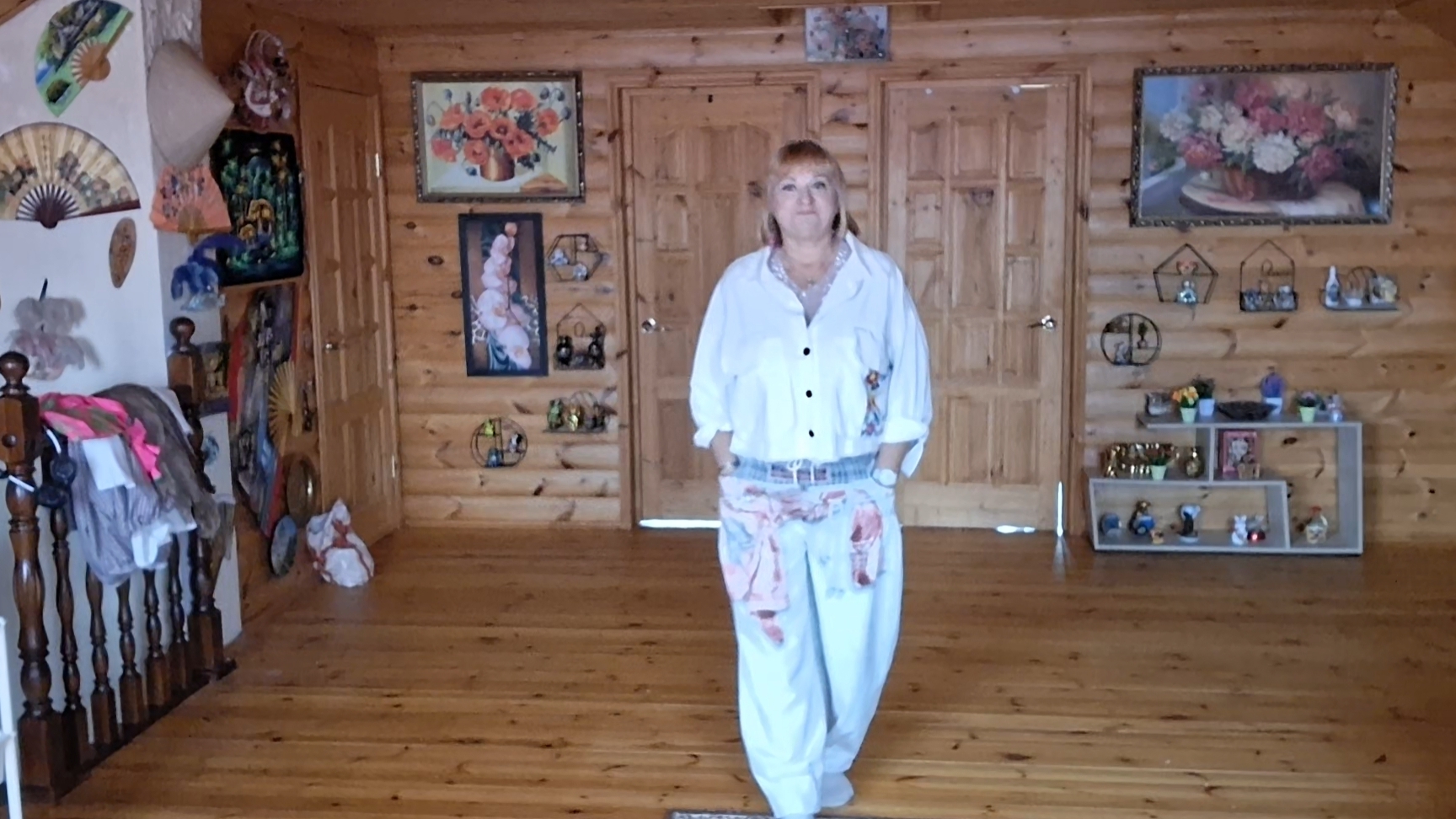 Выбираю наряды,которые возьму с собой на день рождение!