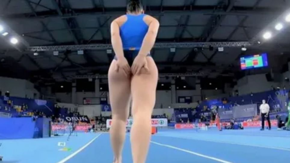 Неудобные Моменты в Женском Спорте