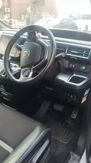 Honda StepWagon Cool Spirit 2021год