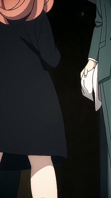 First Meeting Of Loyd And Anya