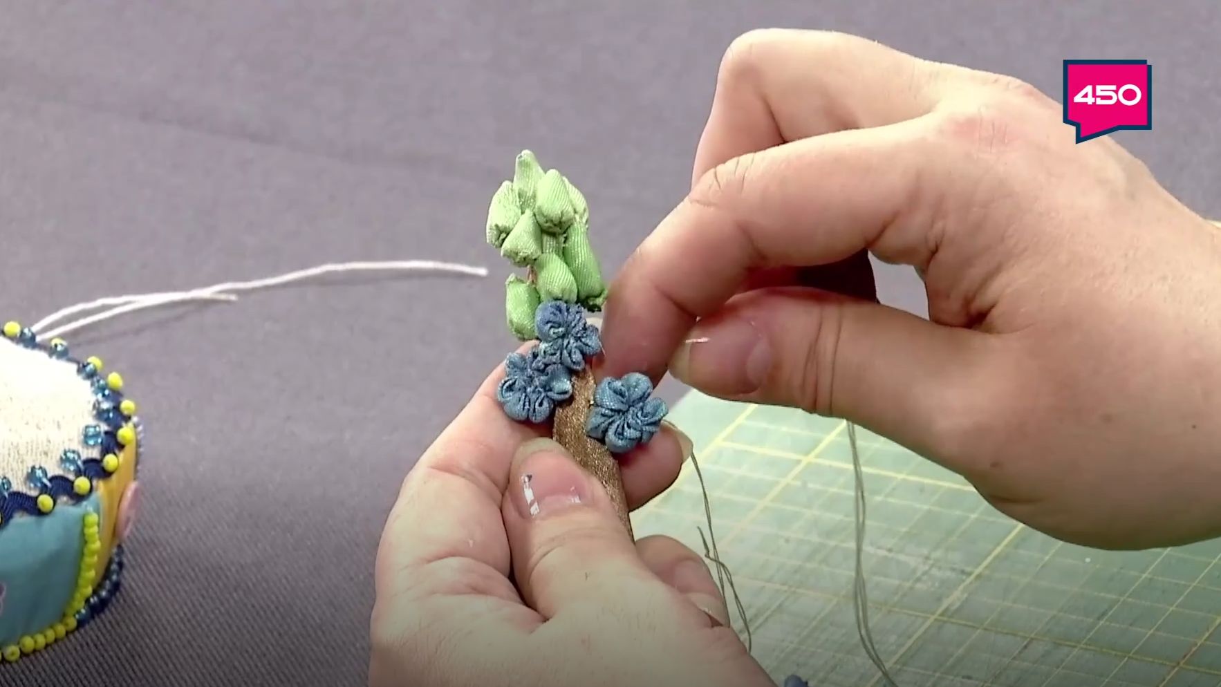 Брошь в виде гиацинта – 2. Ручная работа