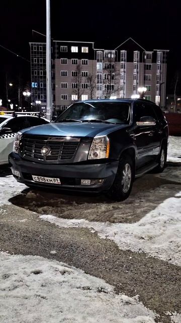 Cadillac Escalade, огромная тачка для мужиков