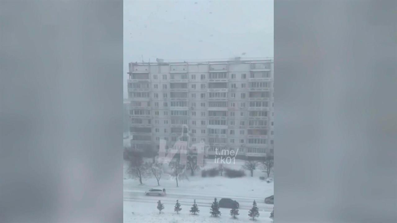 Апрельские метели окутали несколько регионов России: кадры стихии