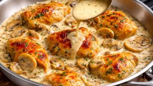 Подсели всей семьей на эту Вкуснятину! Нашла новый идеальный рецепт из куриных бёдер! 30 мин и готов