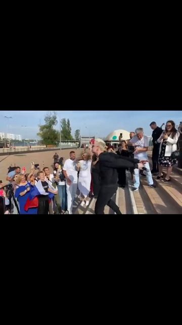 Дети «Бикбау Продакшн» и заслуженный артист России SHAMAN