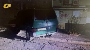 В ЖЕЛЕЗНОГОРСКЕ ПЬЯНЫЙ ВОДИТЕЛЬ СБИЛ НОЧЬЮ ПЕШЕХОДА ВО ДВОРЕ