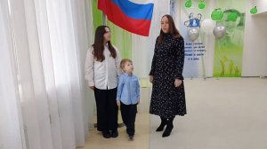 МАДОУ 4 Камышловский городской округ семья Лихановых стихотворение
«Российская семья»