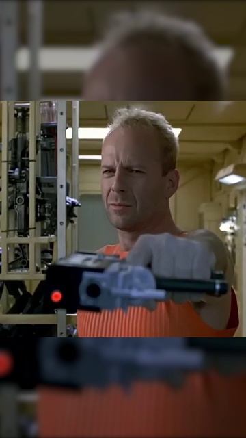 Как Брюс Уиллис по уткам стрелял