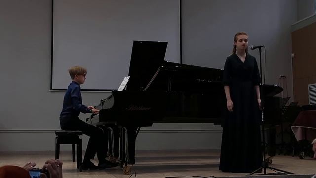 С.Рахманинов (слова Е. Бекетовой). Сирень. Исп.Василиса Калашникова, партия ф-но Кирилл Олейник.mp4