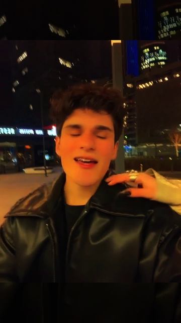 урааа я знаю чей это маникюр 💗