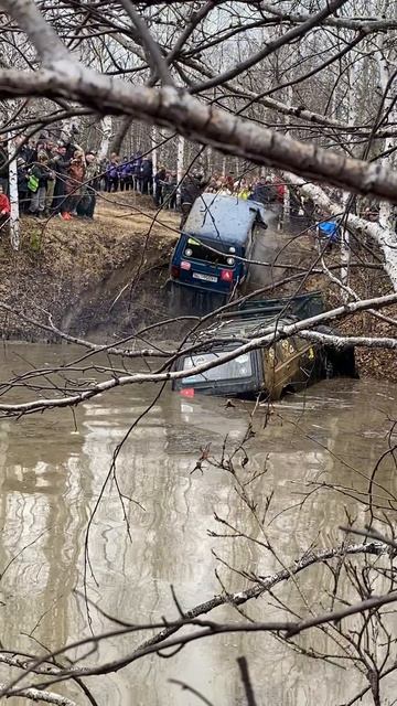 Заруба джиперская , легенда 77