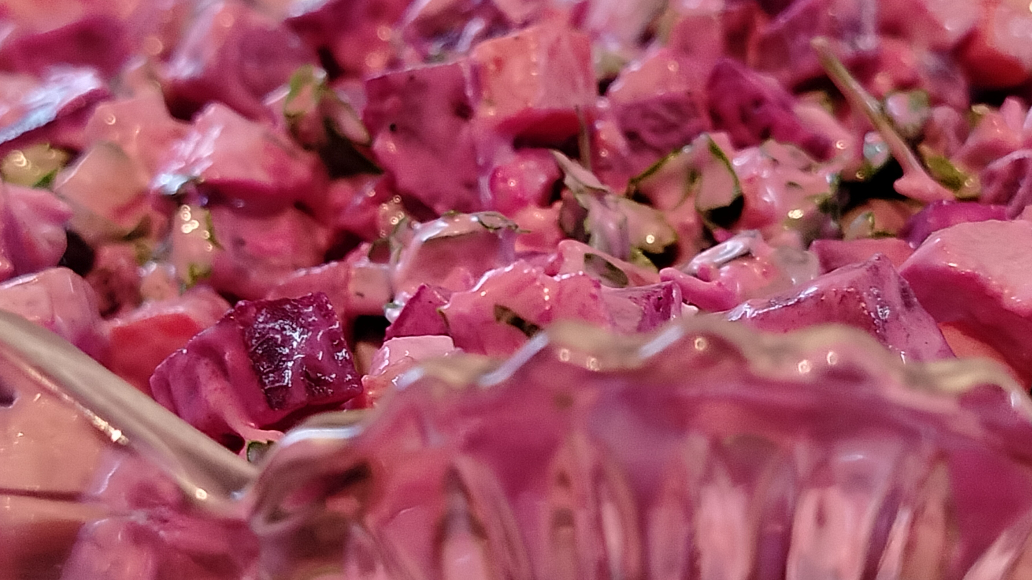 19-04-2026НЕВЕРОЯТНО ВКУСНЫЙ САЛАТ ИЗ ОТВАРНОЙ СВЕКЛЫ И КУРИНОЙ ГРУДКИ