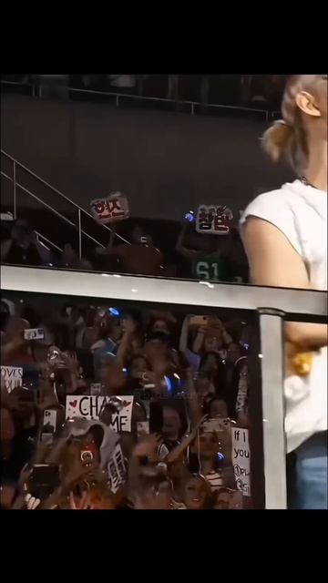 мы любим видеть феликса на сцене