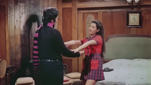 Бобби - Риши Капур и Димпл Кападия