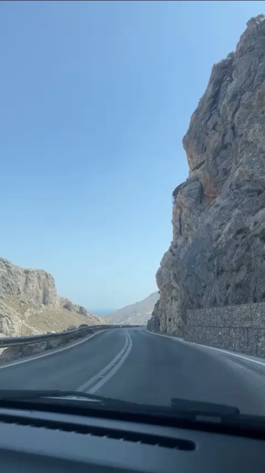 Крит горный серпантин