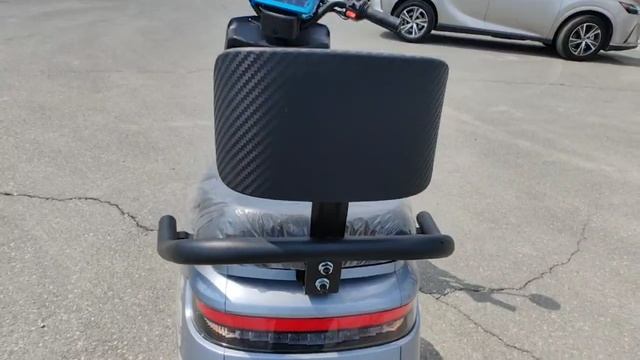 Электромотоцикл Wuyang M16 Smart, обзор у магазина