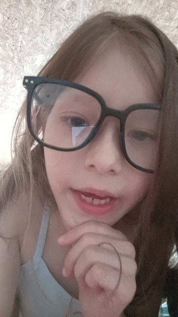 я сегодня снимала видео с очками!!🥰😁