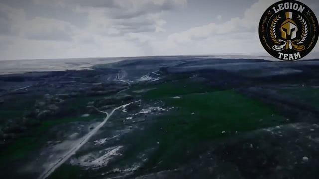 Работают бойцы  роты БС 