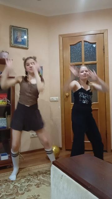 Танцульки с Варей на др