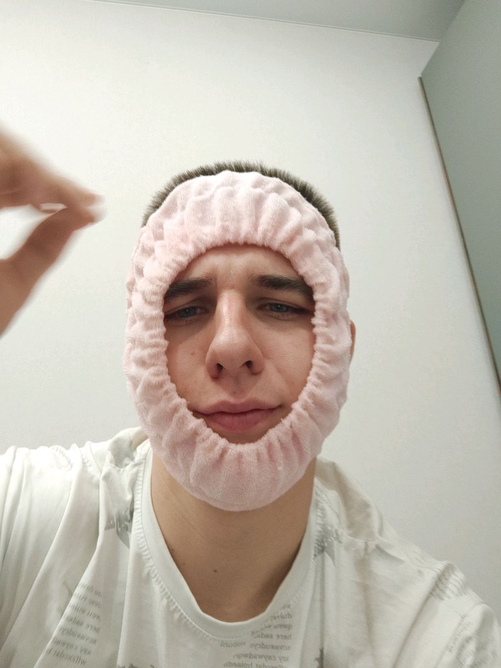 Жрём, разговариваем, играем в комп🥱😂