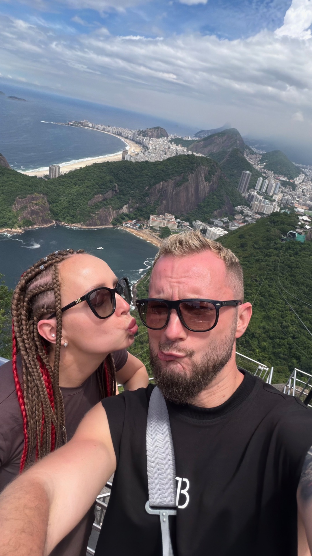 Одна голова хорошо… а 🇧🇷Сахарная в Рио-де-Жанейро — лучше! 🔥