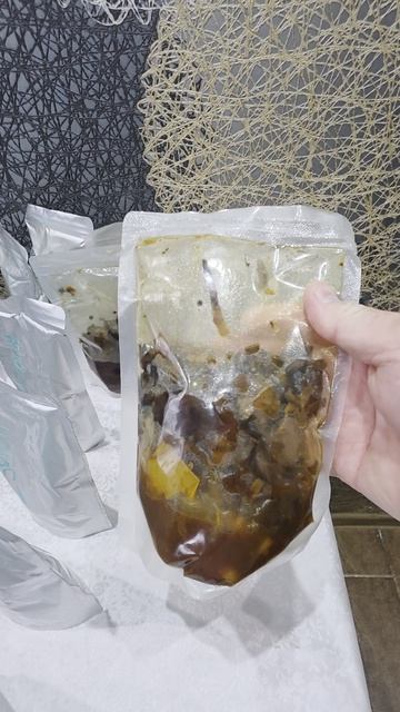 Автоклав. Вот так выглядит картошка с мясом после стерилизации